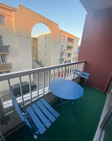 דירה Nimes : Agreable Studio + Parking נים